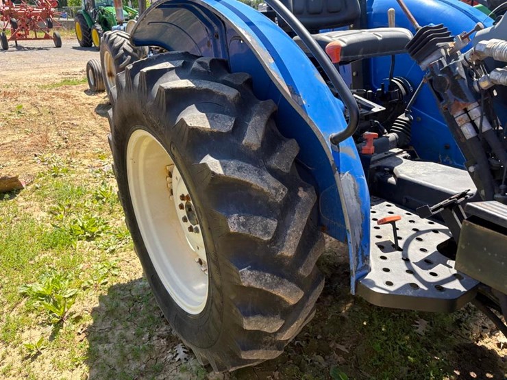 new-holland-45-image-9