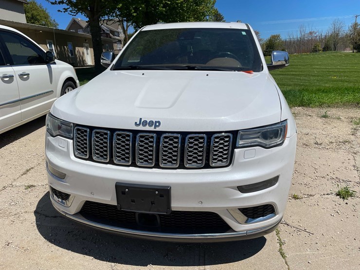 2018-jeep-grand-cherokee-image-2
