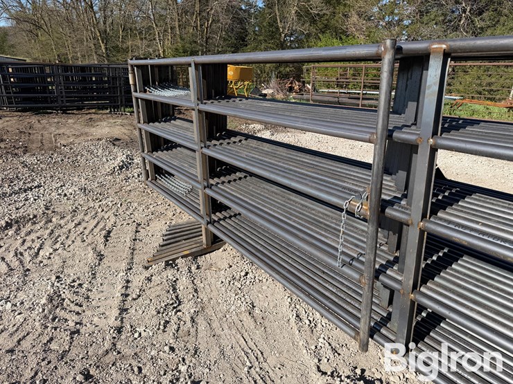 20'-freestanding-livestock-panels-image-12