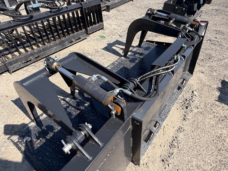 #2045-•-unused-jct-skid-steer-grapple-bucket-inv#-47071-image-5