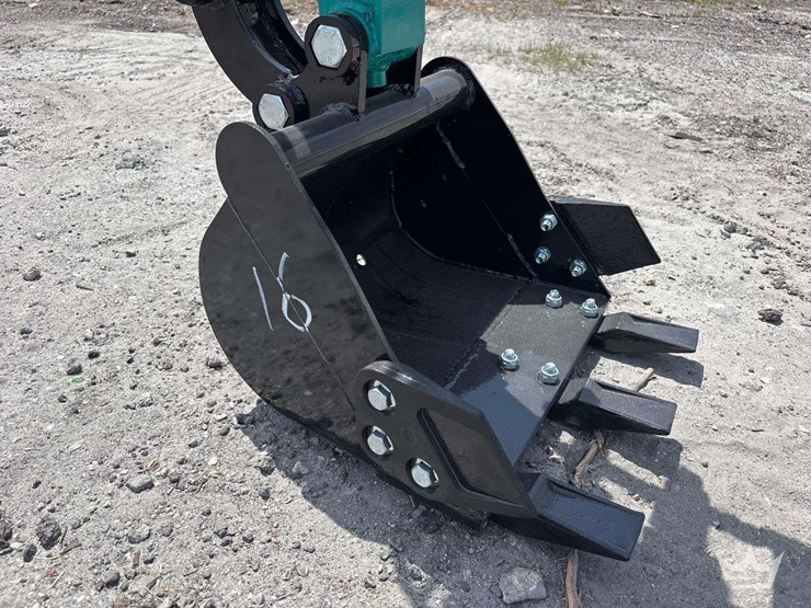 2026-cfg-industrial-h16r-mini-excavator-image-5
