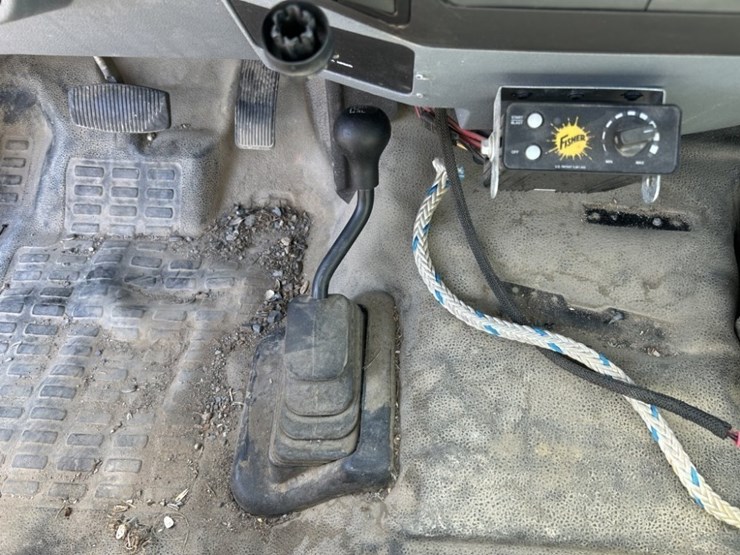 2013-ford-f250-sd-image-17