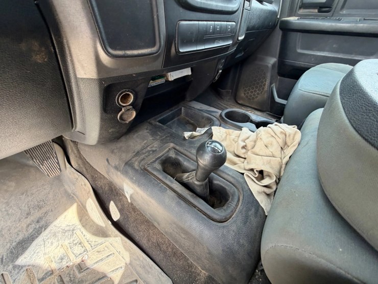 2015-ram-2500-hd-image-10