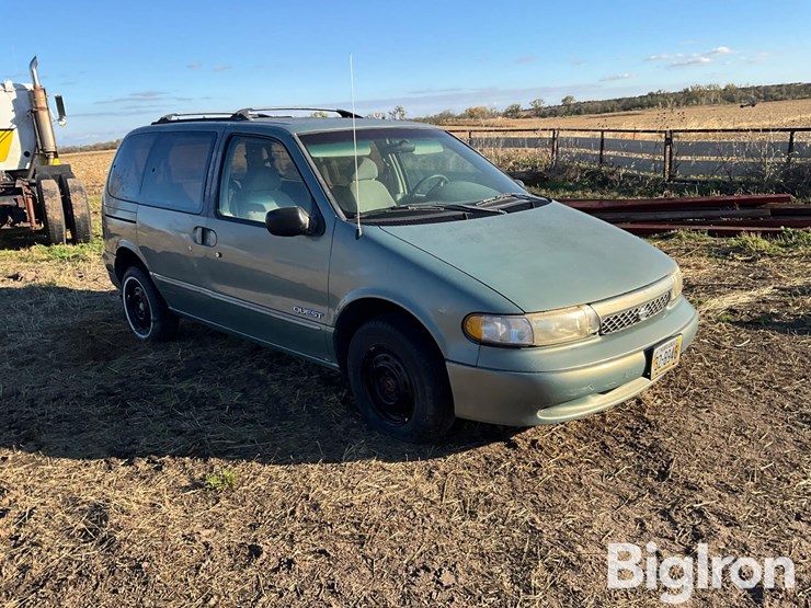 1996-nissan-quest-image-3