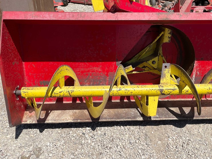 #7411-•-farm-king-snow-blower-image-6