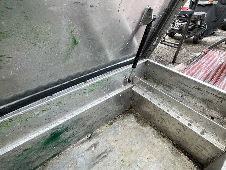 #9083-•-delta-aluminum-truck-toolbox-(o3)-image-9