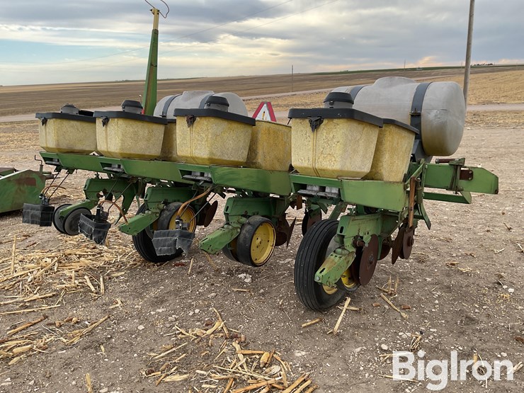 john-deere-7000-image-5
