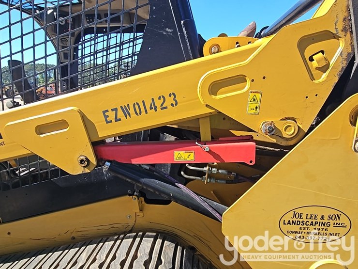 2015-caterpillar-257d-image-19