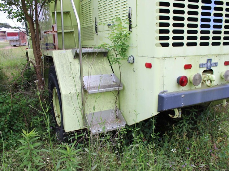 1991-oshkosh-t1500-image-25