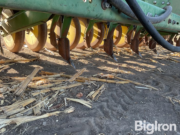 john-deere-9300-image-17