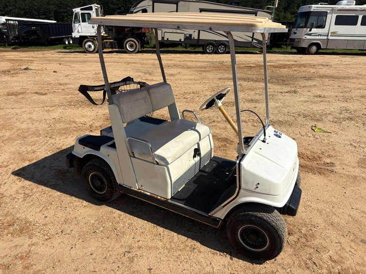 yamaha-2-seater-36v-golf-cart-image-4