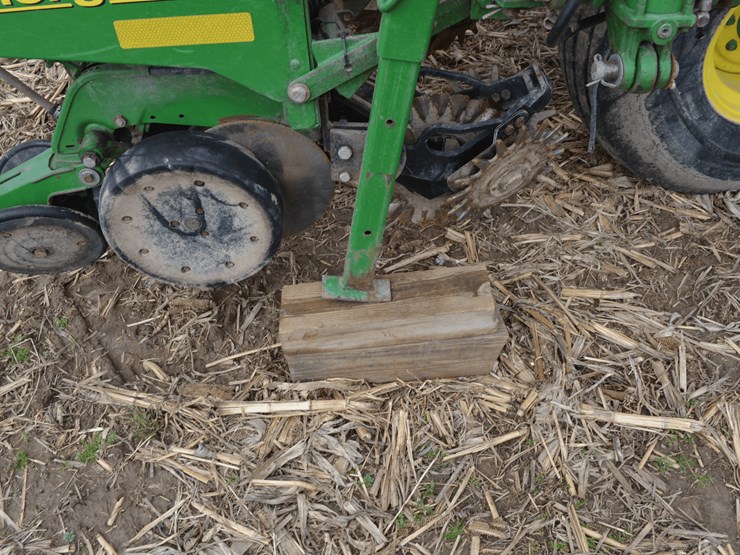 john-deere-1780-image-10