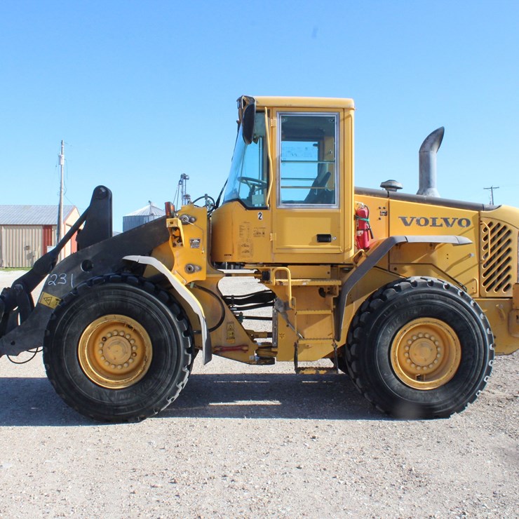 VOLVO L90E