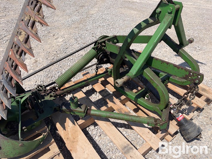 john-deere-350-image-10