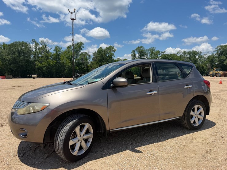 2009-nissan-murano-image-1