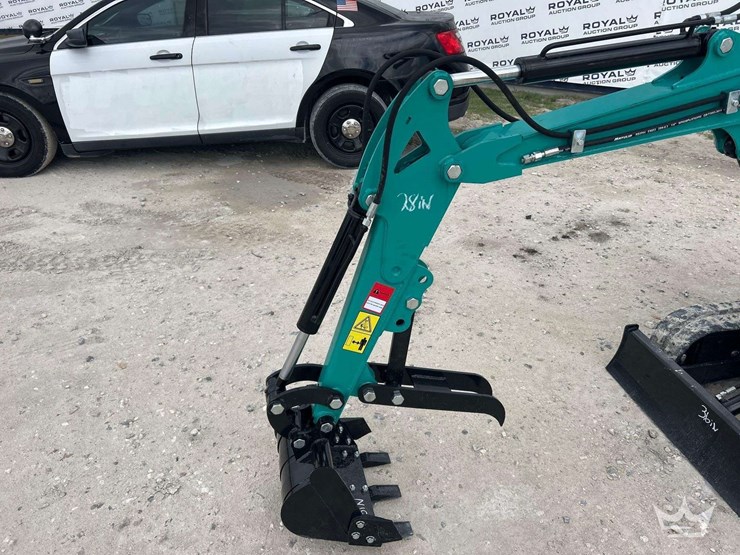 2026-cfg-industrial-mh13rx-mini-excavator-image-16