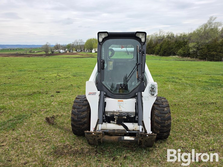 2022-bobcat-s740-image-2