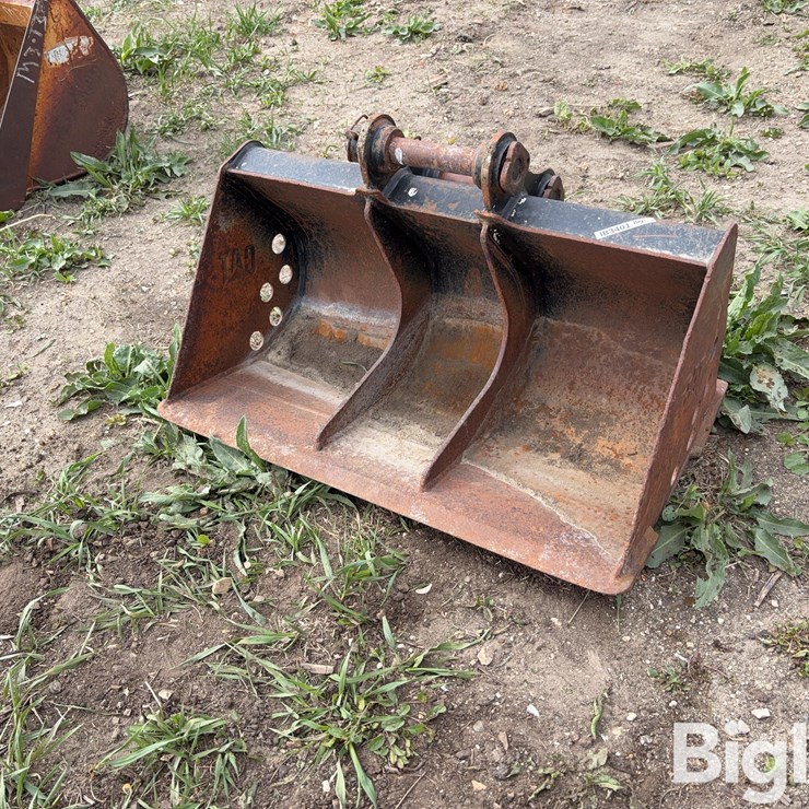 Caterpillar 153-7863-02 Bucket