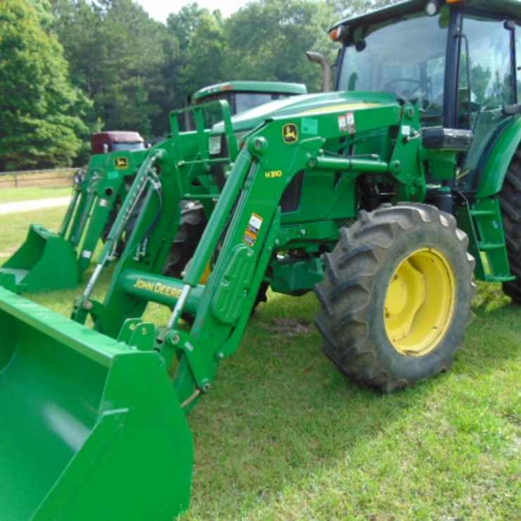 JOHN DEERE 6130D