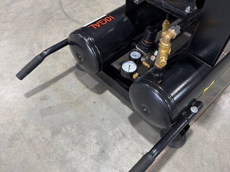 heavy-duty-power-systems-10-gallon-gas-air-compressor---1-owner-image-5
