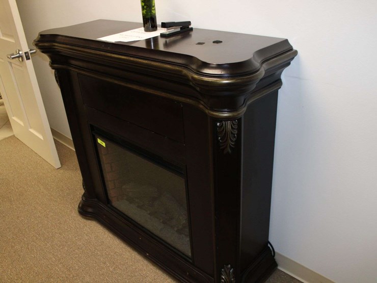 mahogany-electric-fireplace-image-4