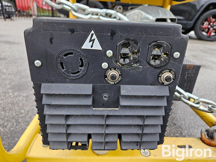 massey-ferguson-730-image-17