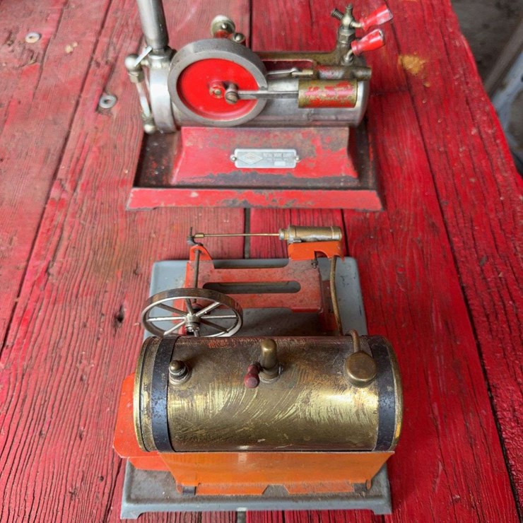 Model Steam Engines