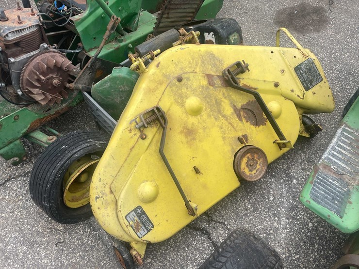 john-deere-110-image-5