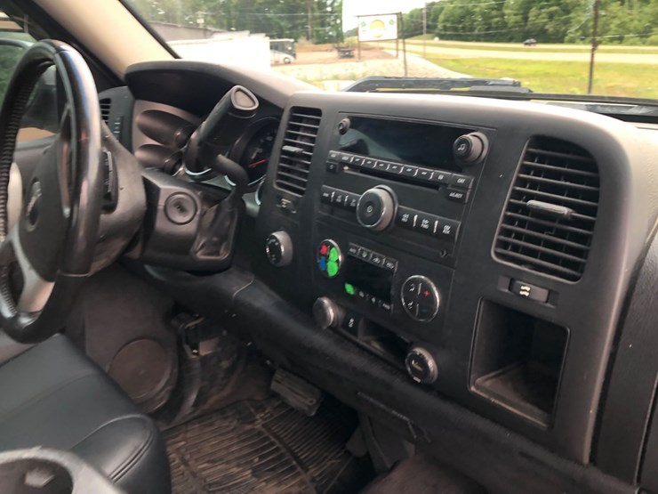 2012-gmc-sierra-1500-image-10