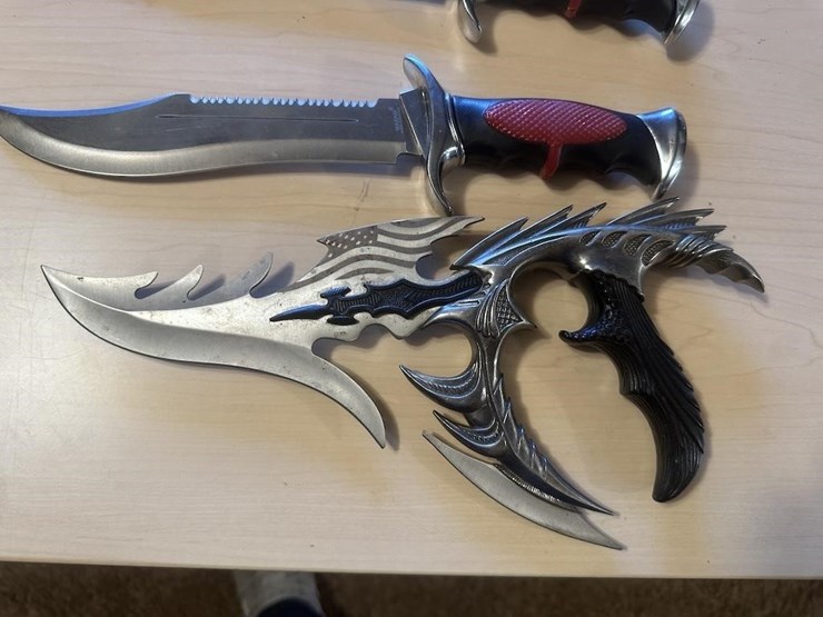 knives-image-2
