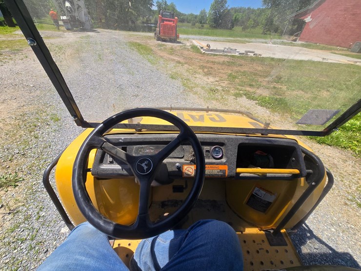 #24312-•-caterpillar-worksite-6x4-image-35