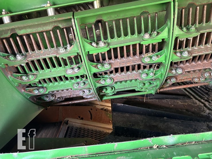 2016-john-deere-s680-image-38