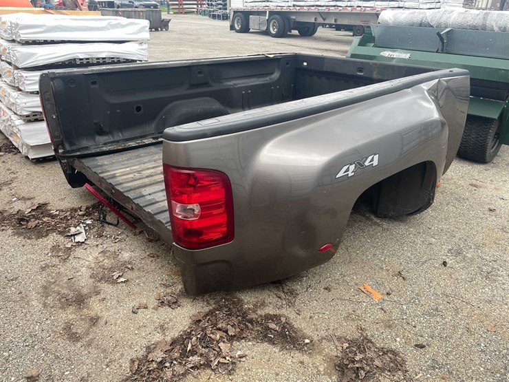 #9072-•-08-12-gmc-dually-box-(o6)-image-3