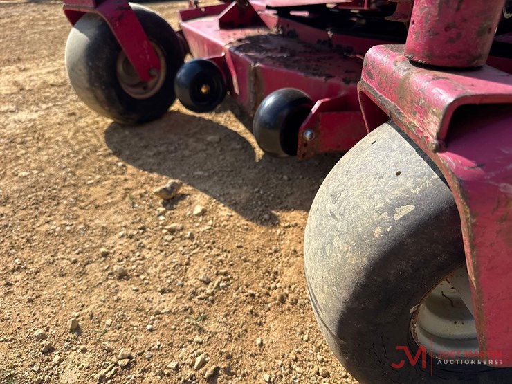 yazoo/kees-zvkw61252-zero-turn-mower-image-5