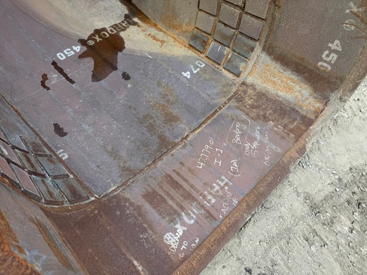 #3954-•-raveling-approx-46"-excavator-bucket-image-11