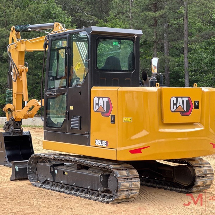 2021 CATERPILLAR 305.5
