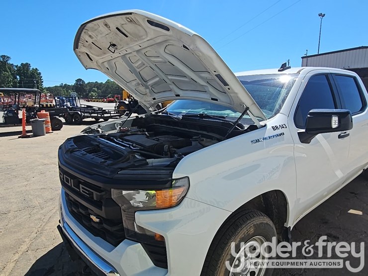 2022-chevrolet-silverado-1500-image-17