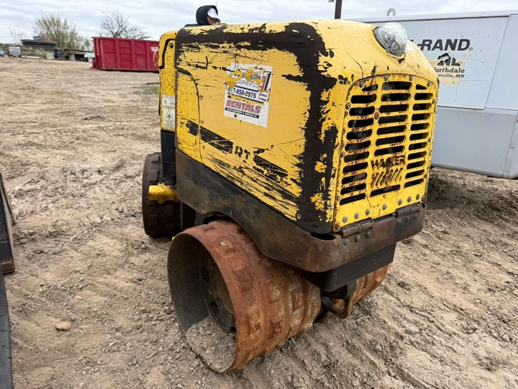 #3922-•-wacker-neuson-roller-compactor-image-3