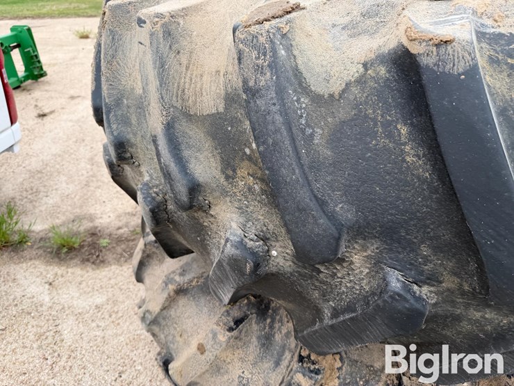 24.5-32-tires-&-rims-image-11