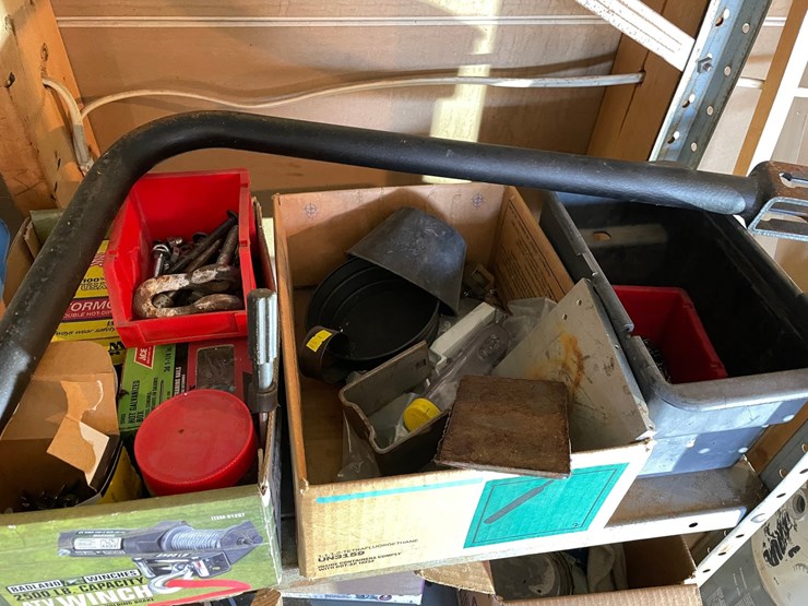#7012-•-metal-shelf-and-contents-image-7