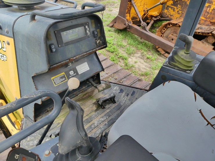 deere-650j-image-12