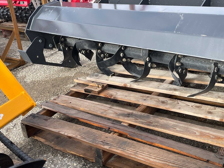 #9035-•-unused-wolverine-72"-skid-steer-forestry-rototiller-(o12)-image-12