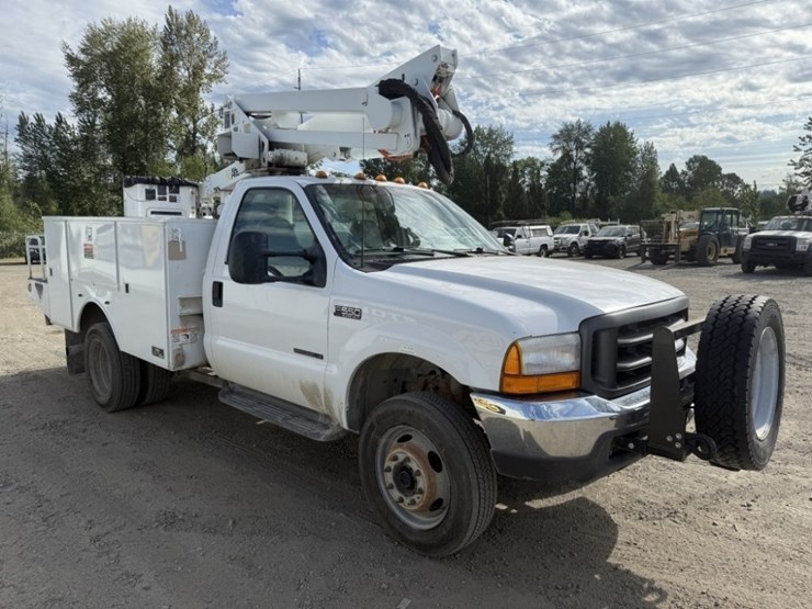 2000-ford-f550-image-2