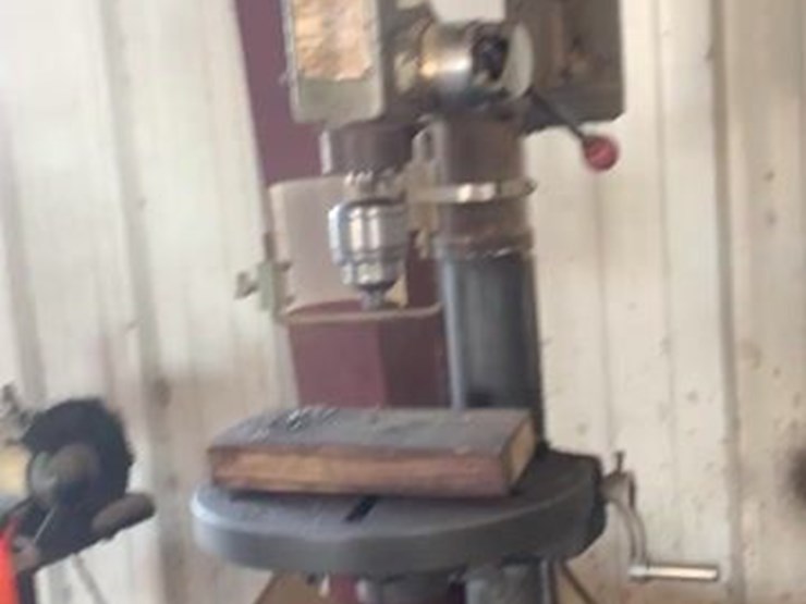 buffalo-12-speed-heavy-duty-drill-press-w/-jacob’s-ball-bearing-super-chuck-image-5