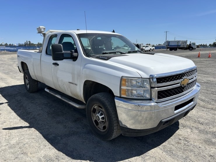 2012-chevrolet-silverado-2500-image-7