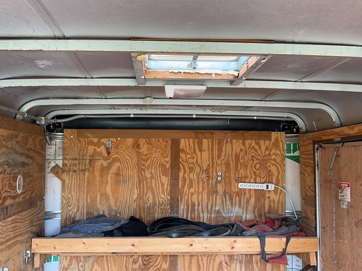 2005-pace-enclosed-trailer-image-10