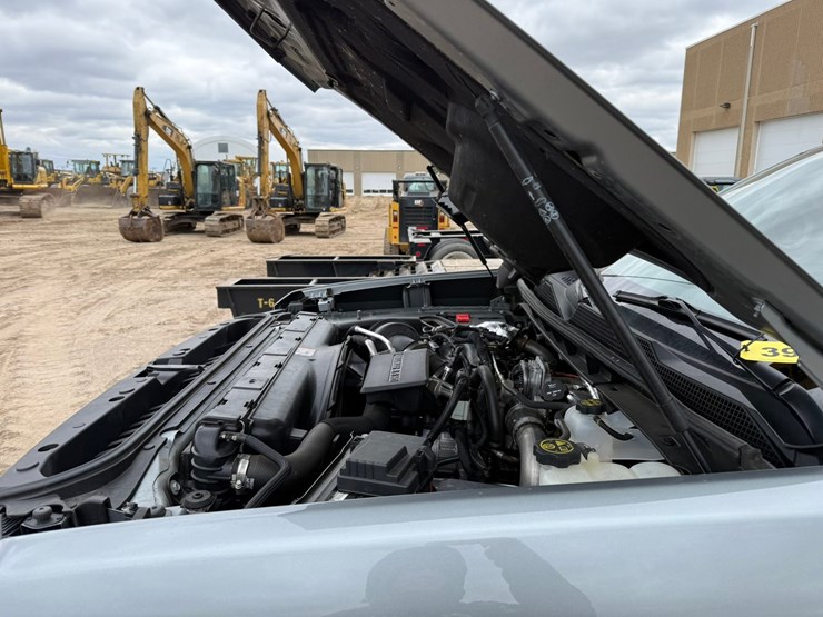 2024-chevrolet-3500-image-9