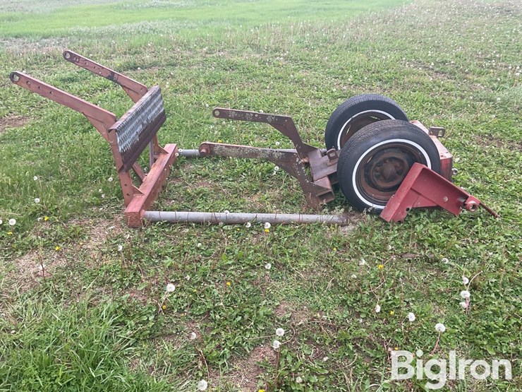 massey-ferguson-175-image-4