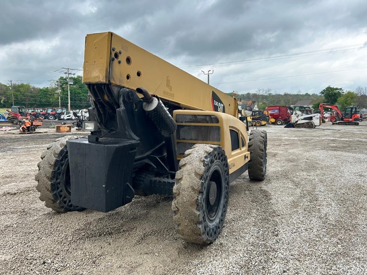 caterpillar-tl943-image-4