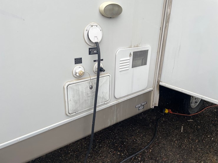 #7050-•-2010-spree-lx-superlite-camper-(has-mn-title)-image-22
